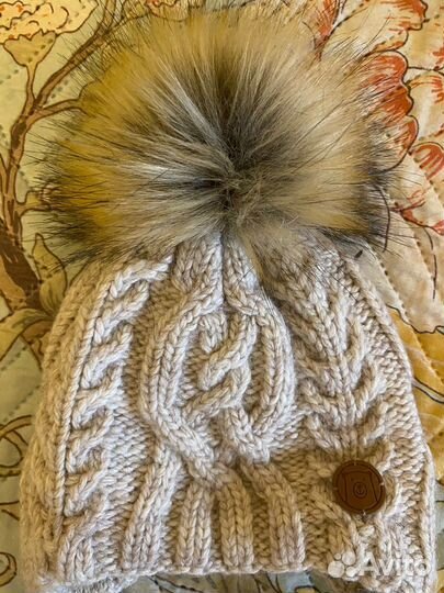 Шапочка для девочки зим.,новая