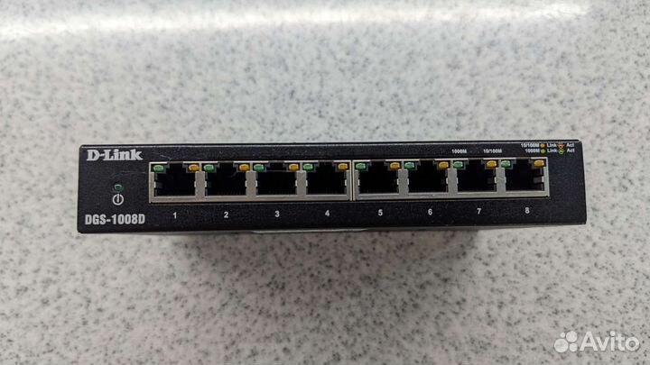 D link dgs-1008d