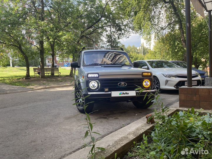 LADA 4x4 (Нива) 1.7 МТ, 2004, 140 000 км