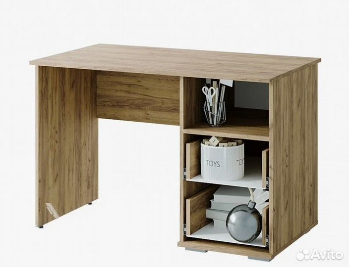 Стол письменный 