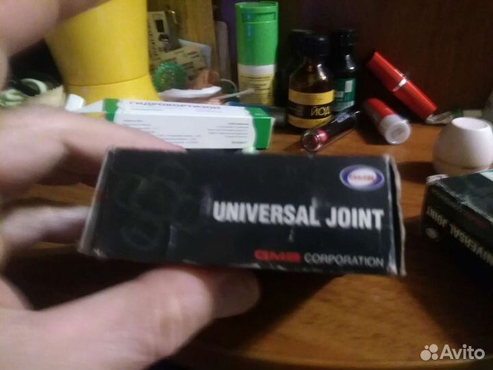 Крестовина на кардан на mitsubishi pajero