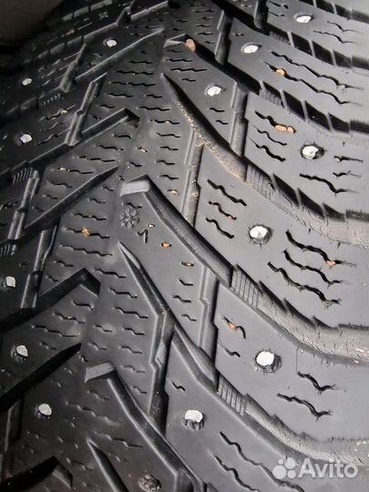 Nokian Tyres Hakkapeliitta 8 215/65 R16 43T