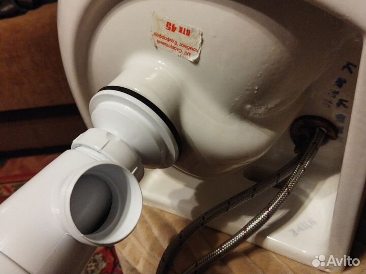 Раковина угловая