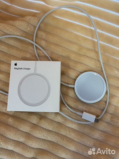 Беспроводная зарядка magsafe