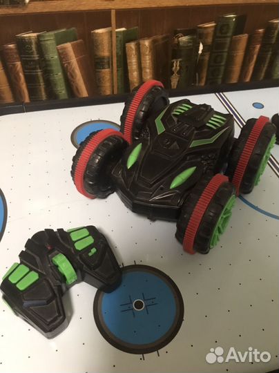 Машинка перевертыш на радиоуправлении