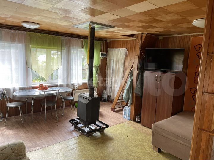 Дача 50 м² на участке 4 сот.