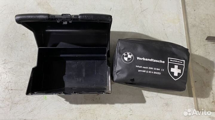 Оригинальная аптечка с кейсом BMW 7 E38 iL