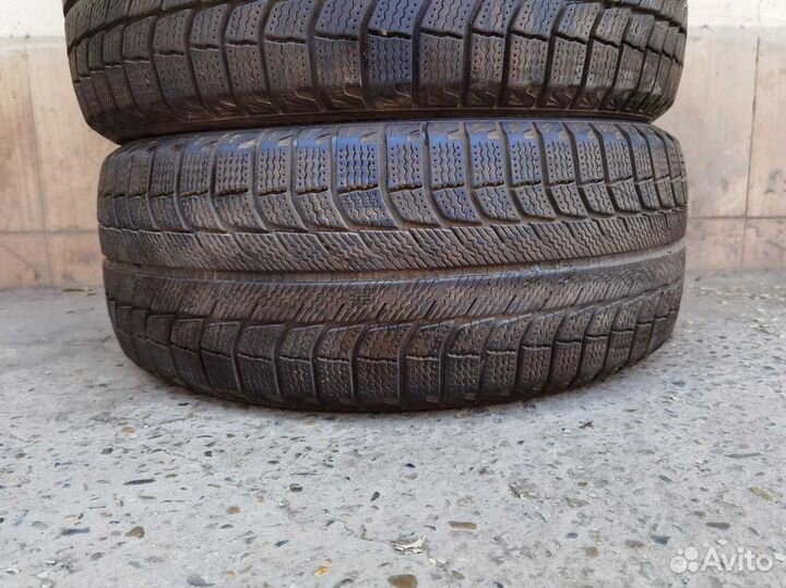 Michelin X-Ice XI2 225/50 R17 98T
