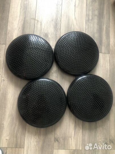 4 штуки Балансирочные подушки, полусферы. Domyos