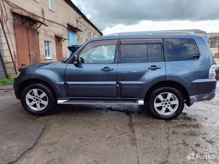 Mitsubishi Pajero 3.8 AT, 2008, 342 000 км