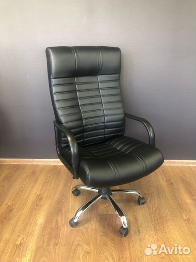 Компьютерное кресло. Кресло руководителя