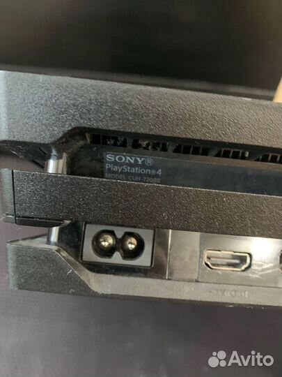 Sony playstation 4 PS4 pro 1tb сuh 7208B