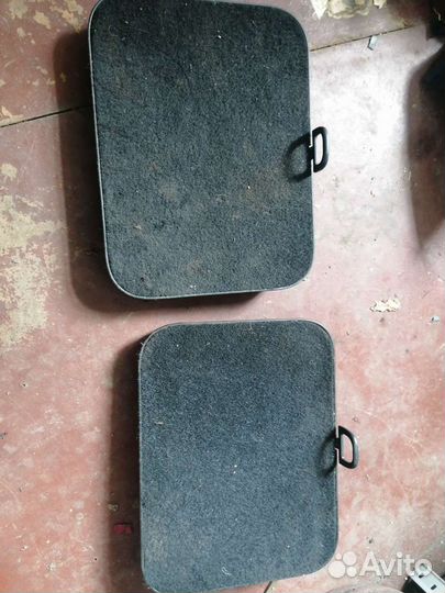 Ящик пола рено меган 2