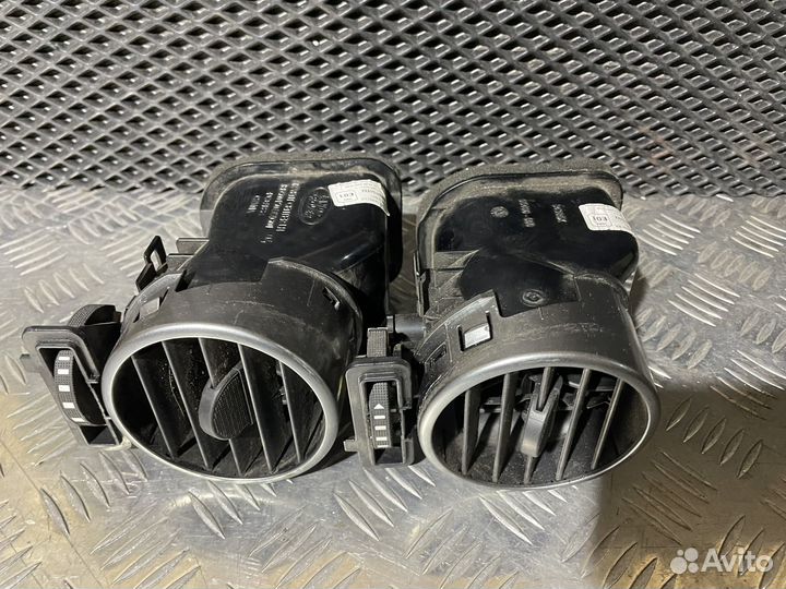 JBD500140XXX Дефлектор воздушный Discovery 3