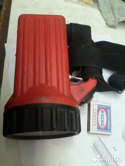 Фонарик светодиодный аккумуляторный