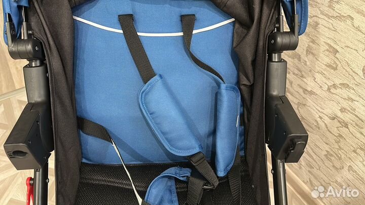 Прогулочная коляска новая