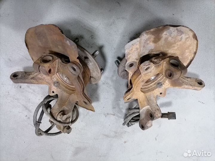 Кулак поворотный перед. для Mitsubishi Outlander 1