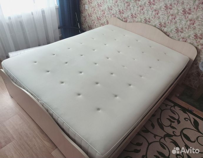 Матрас 160х200 IKEA хиллестад