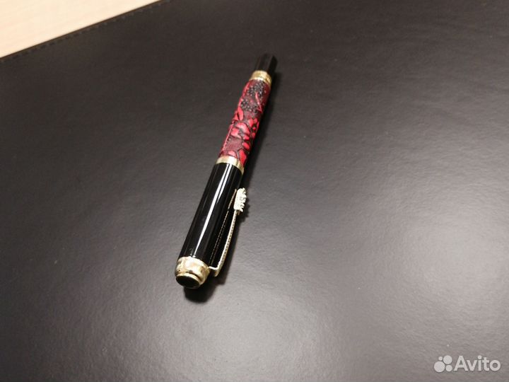 Подарочная шариковая ручка дракон