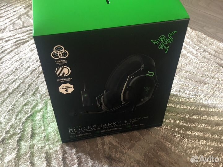 Игровые наушники razer Blackshark V2