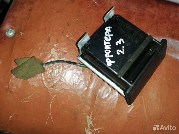 Пепельница Опель Фронтера А