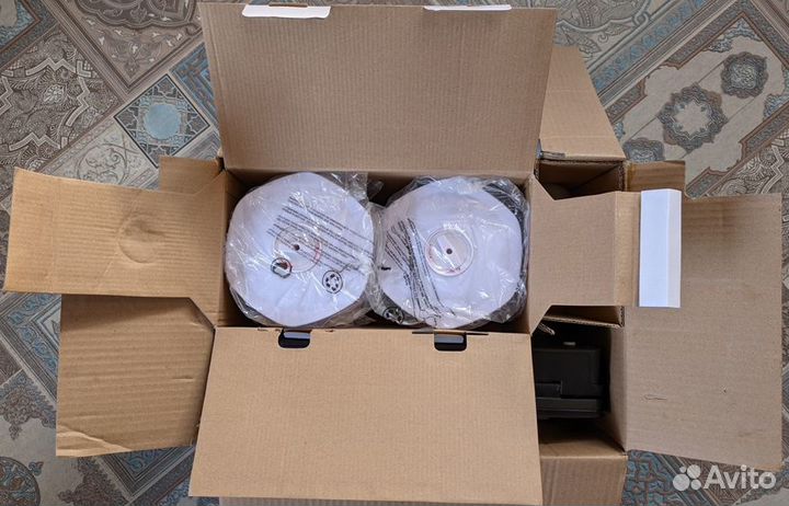 Вакуумном упаковщике redmond RVS-M021