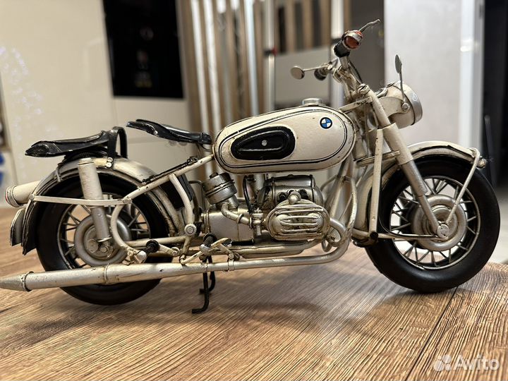Коллекционный мотоцикл BMW