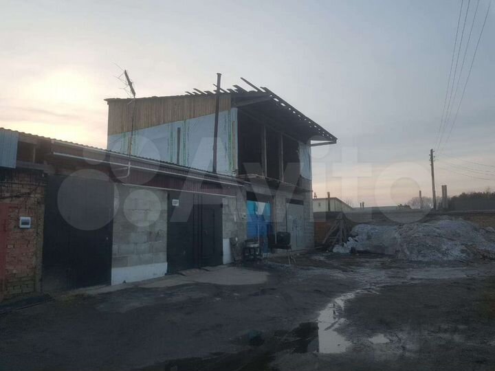 Гараж, > 30 м²