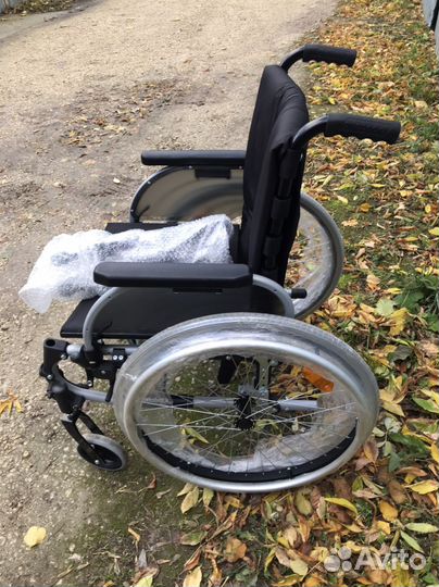 Коляска инвалидная