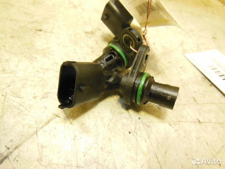 Датчик положения распредвала Opel Vectra C