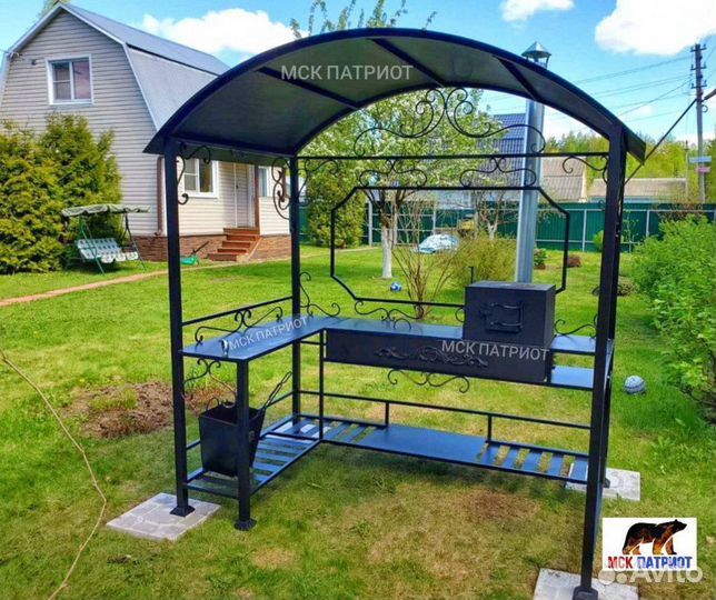 Беседка с мангалом