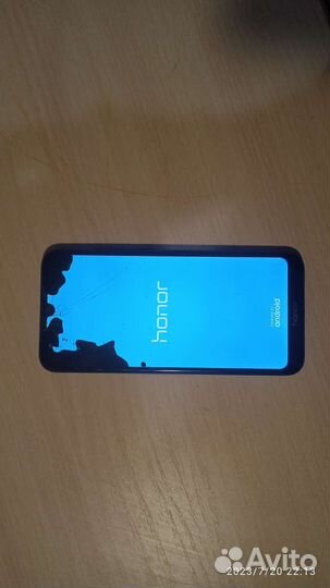 Телефон Huawei 8а