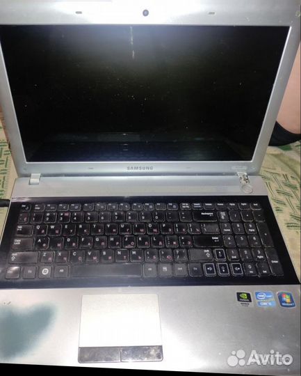 Ноутбук Samsung RV520