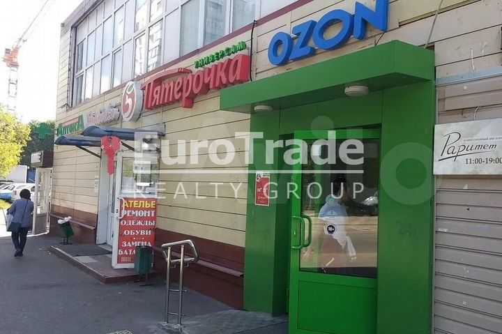 Продам торговое помещение, 682 м²