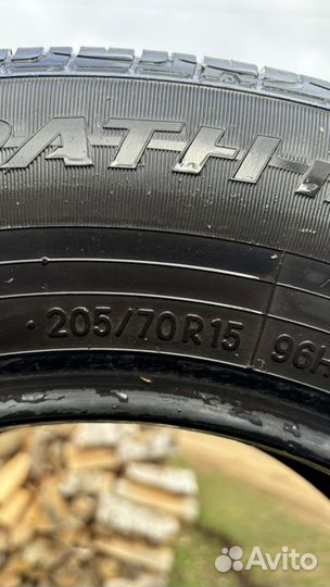 Toyo Tranpath MPZ 205/70 R15 95