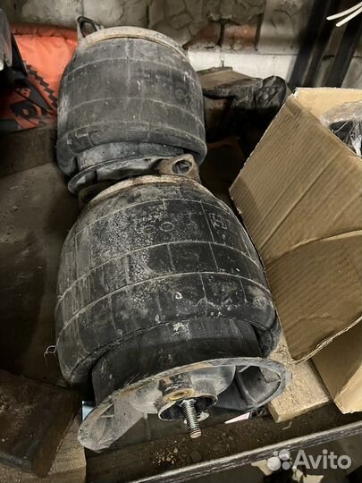 Пневмобалоны на Хино 500 1226