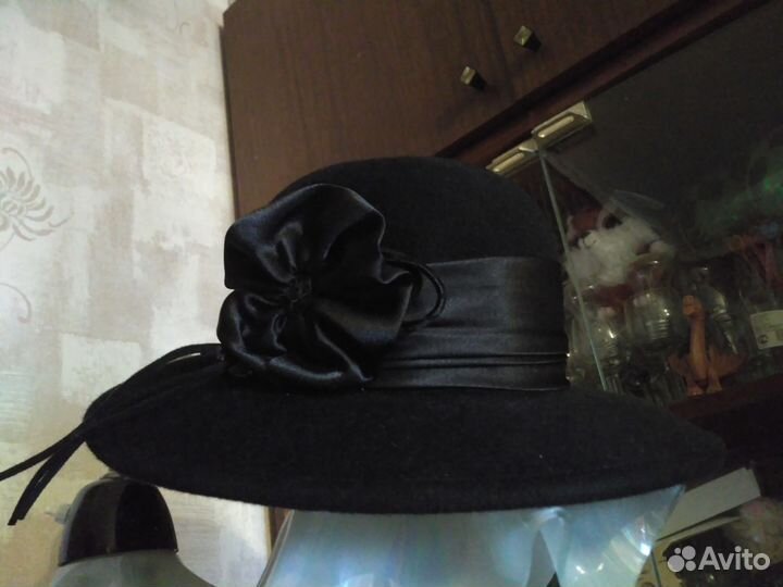 Шляпа черная