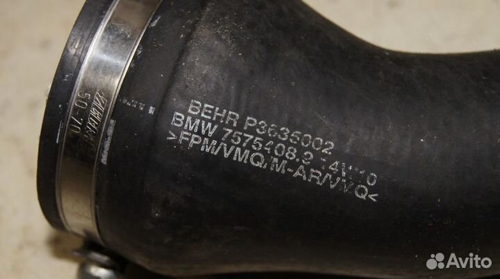 Патрубок на интеркуллер RH BMW 550i GT F07