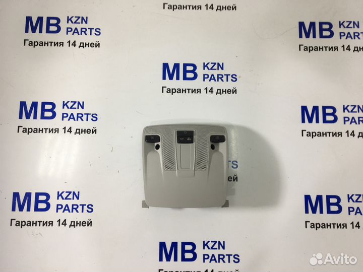 Плафон потолочный для Mercedes X156 GLA 00203