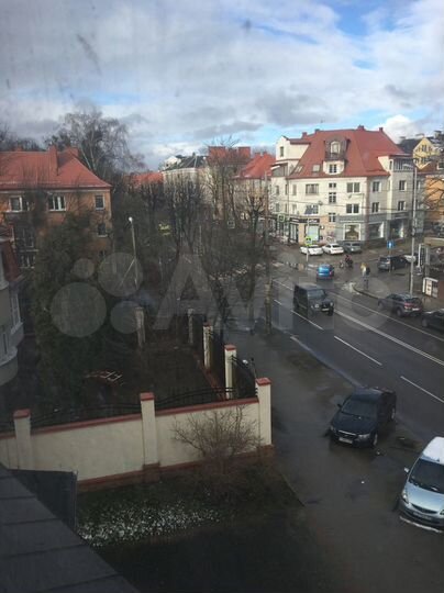 Здание, 975 м²
