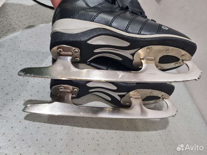 Коньки фигурные 32 размер