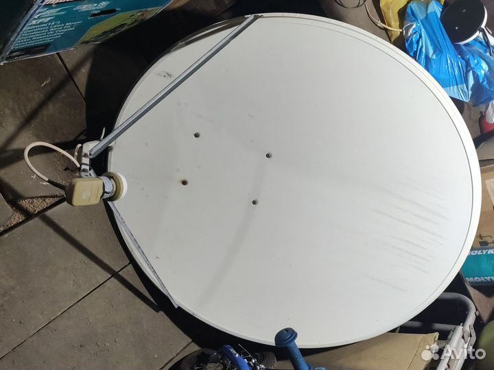 Антенна спутниковая