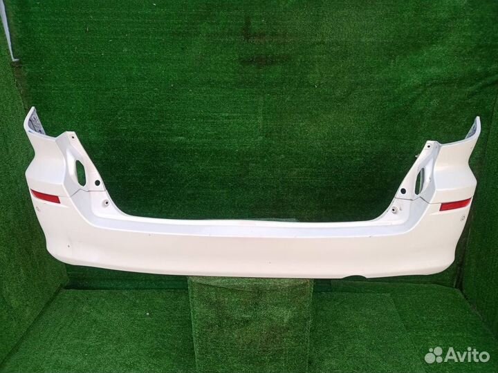 Бампер задний Toyota Alphard MNH10 1MZ-FE 2002.11