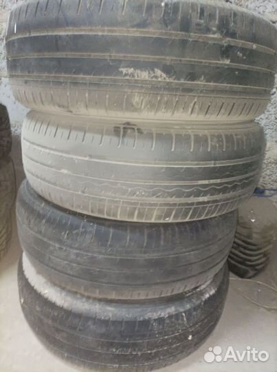 Kumho Solus HS61 185/65 R15
