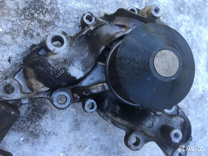 Помпа Mitsubishi Pajero Sport 1 6G72