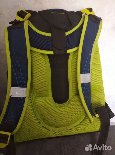 Школьный рюкзак