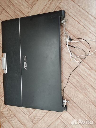 Ноутбук asus f8v