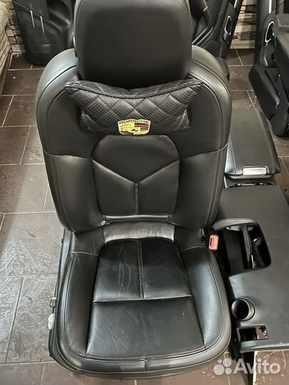 Салон от Porsche Cayenne