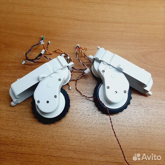Колесо Xiaomi Mi Robot Vacuum Mop P
