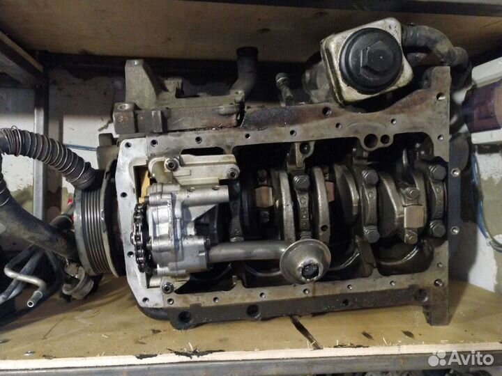 Запчасти на двигатель volkswagen passat b6 1,9.тди